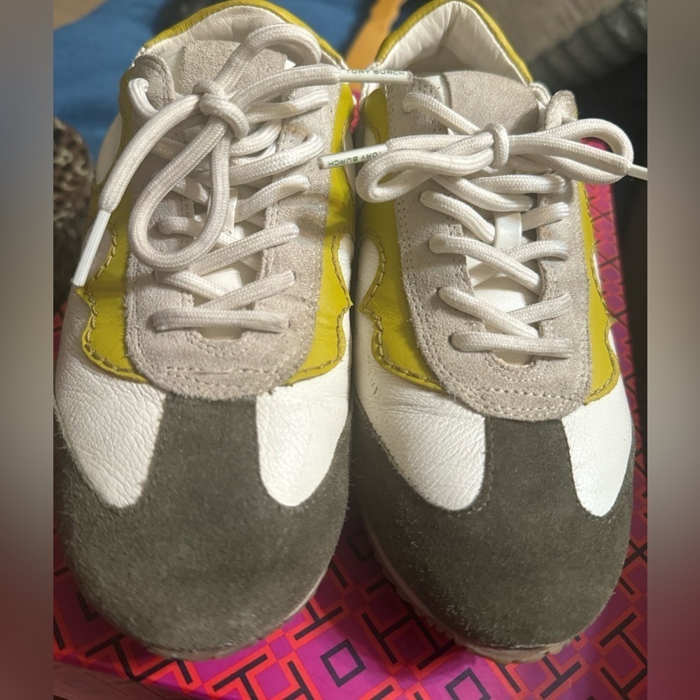 COPY - Tory Burch Golf Logo Sneaker Size 6.5